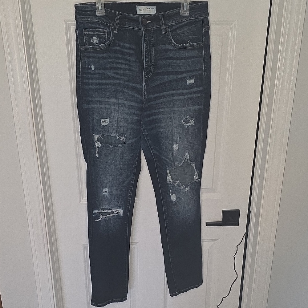 S4- BKE Dark Wash Distressed Skinny Jeans